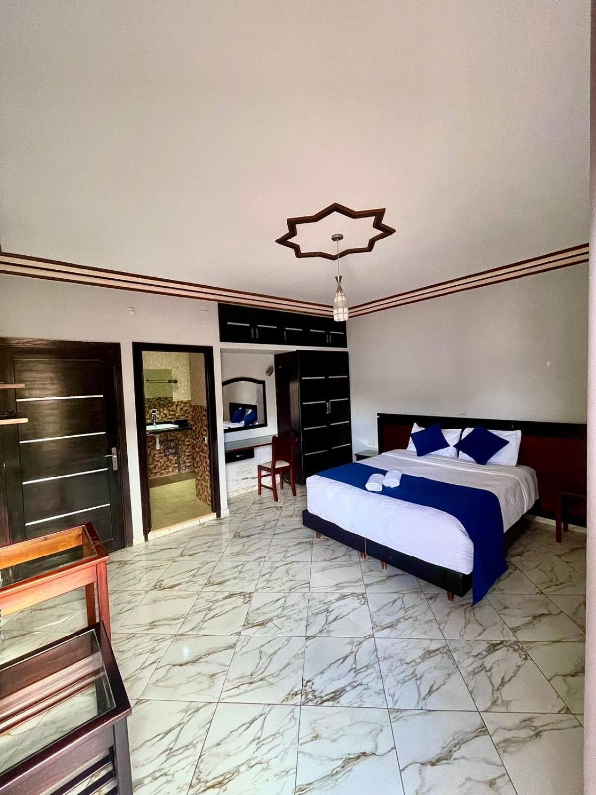 Maison D'Hotes Familiale "Dar Aboulanwar" El Yadida Exterior foto