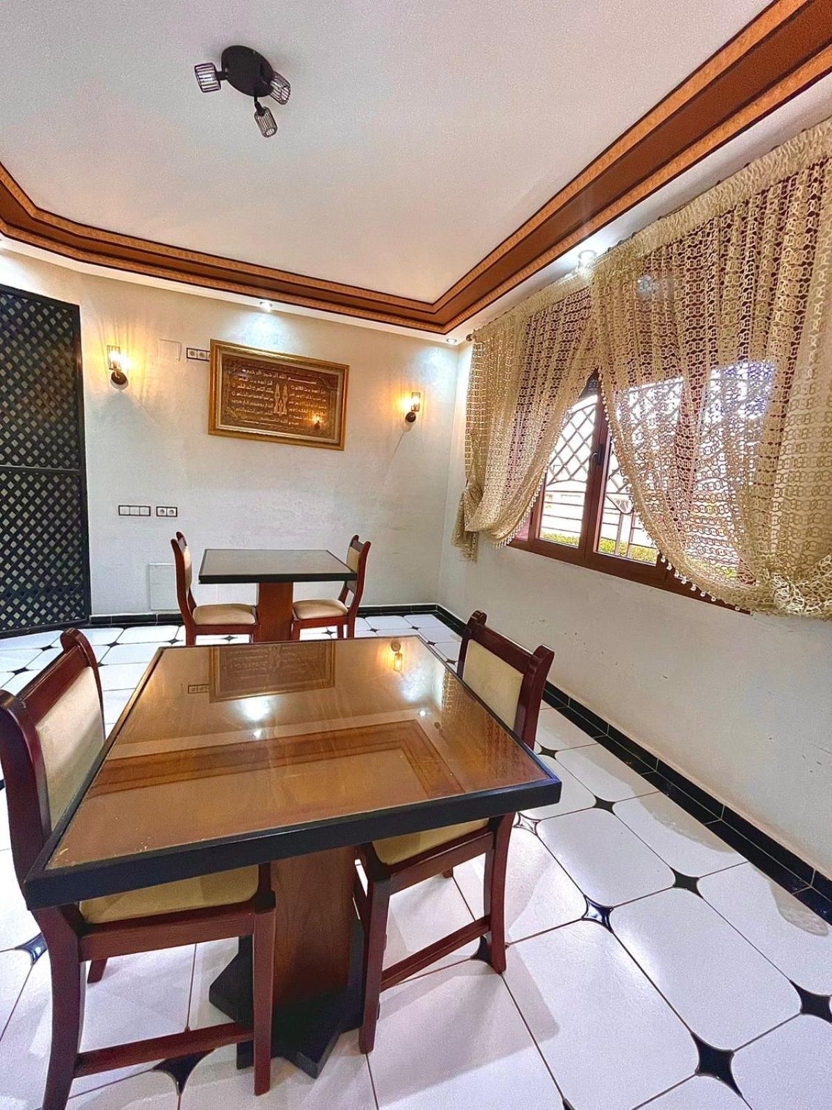 Maison D'Hotes Familiale "Dar Aboulanwar" El Yadida Exterior foto
